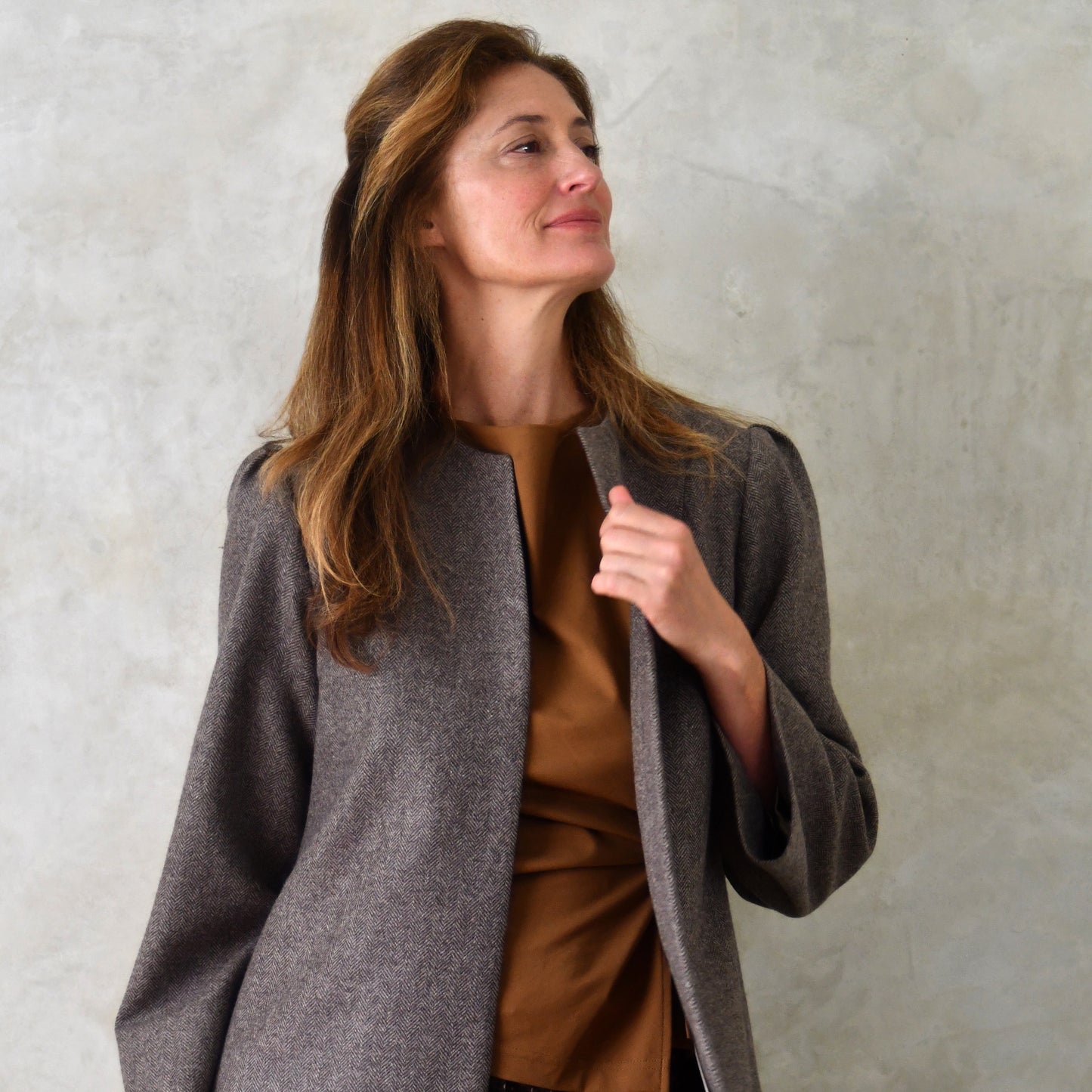 the john coat in fawn merino herringbone flannel image 6
