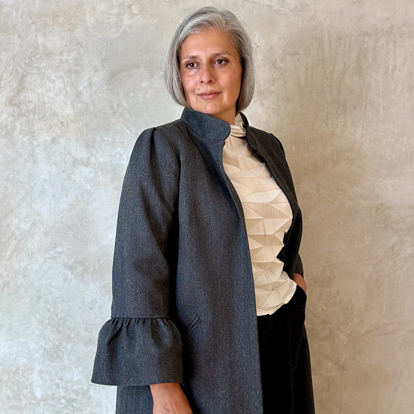 the brett coat in brown-black cashmere-lambswool herringbone flannel image 10