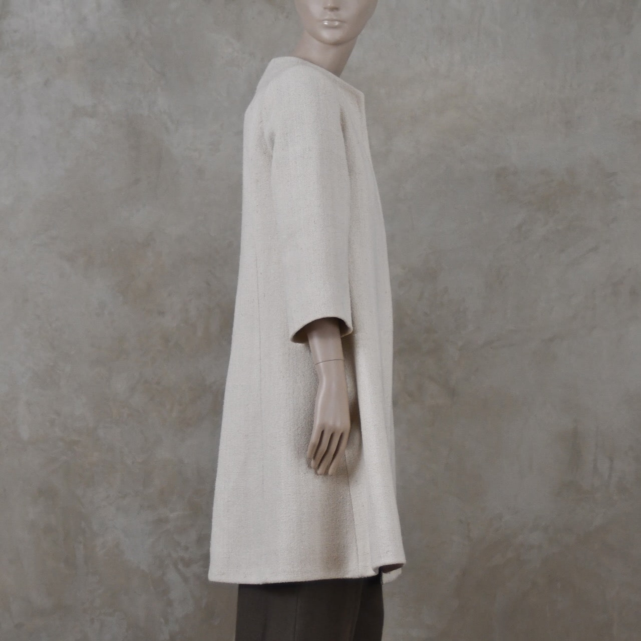 Abrigo Trapecio de Seda Blanca Bouclé