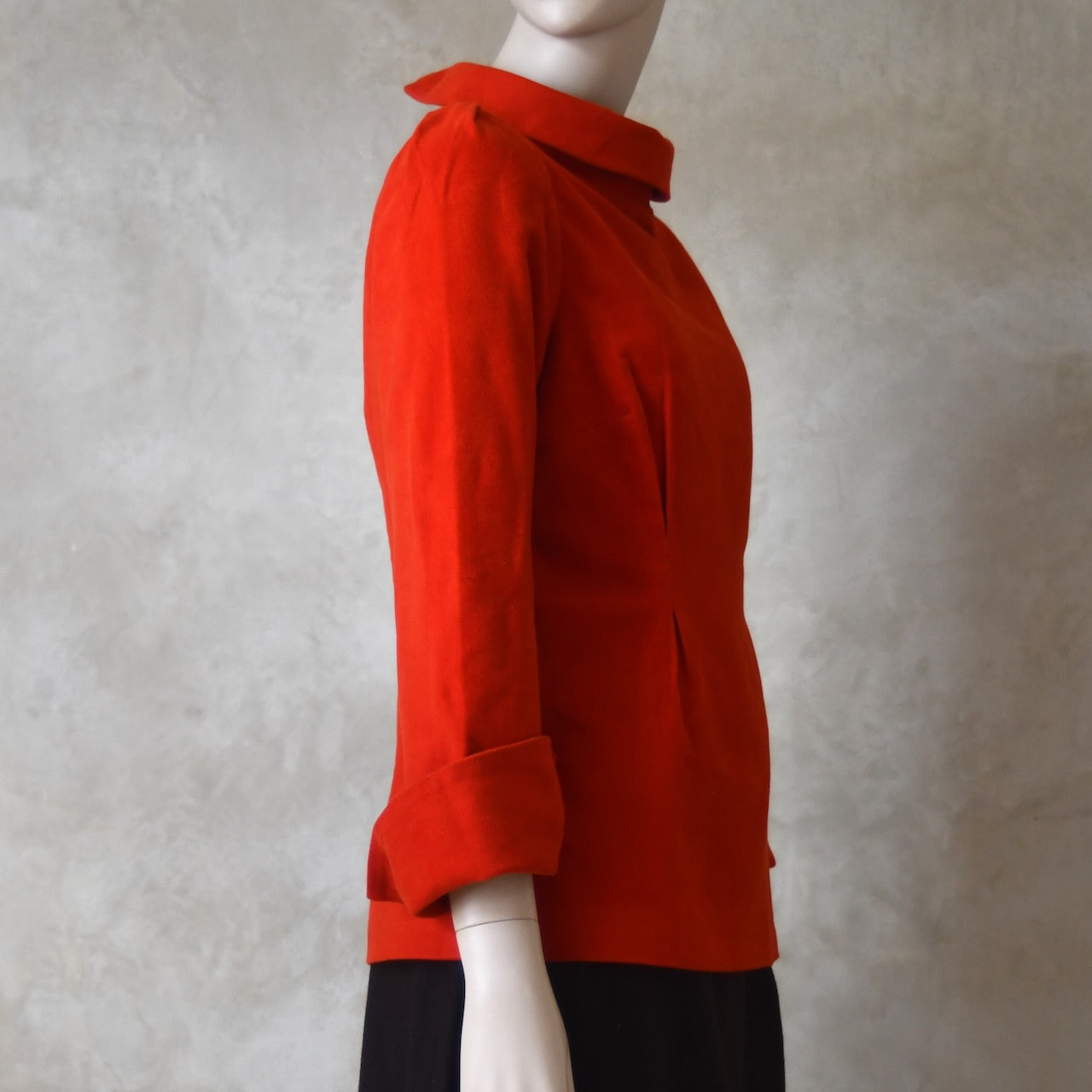 La Blusa Túnica Entallada de Terciopelo