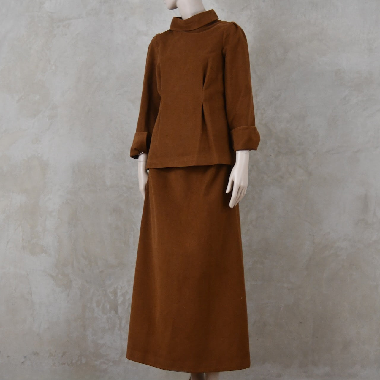 La Blusa Túnica Entallada de Terciopelo