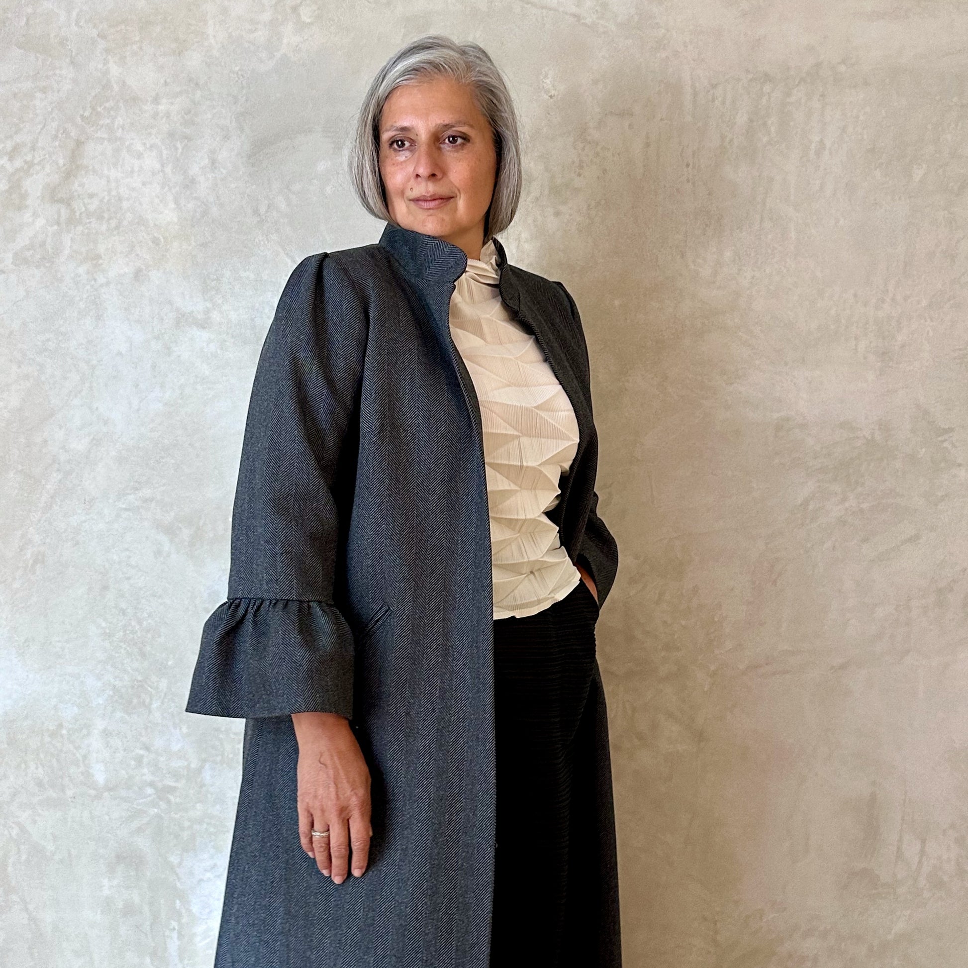 the brett coat in brown-black cashmere-lambswool herringbone flannel image 3