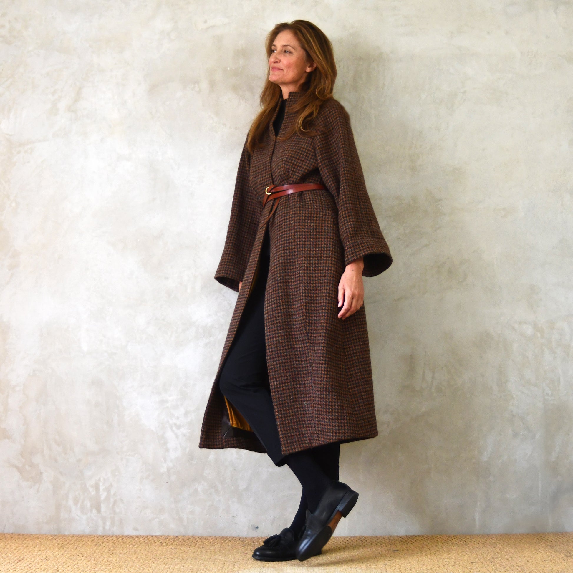 the long frink in dark check lovat tweed image 1