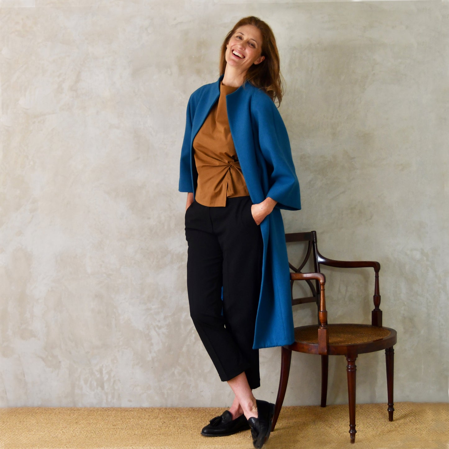 the frink in petrol blue merino flannel image 5