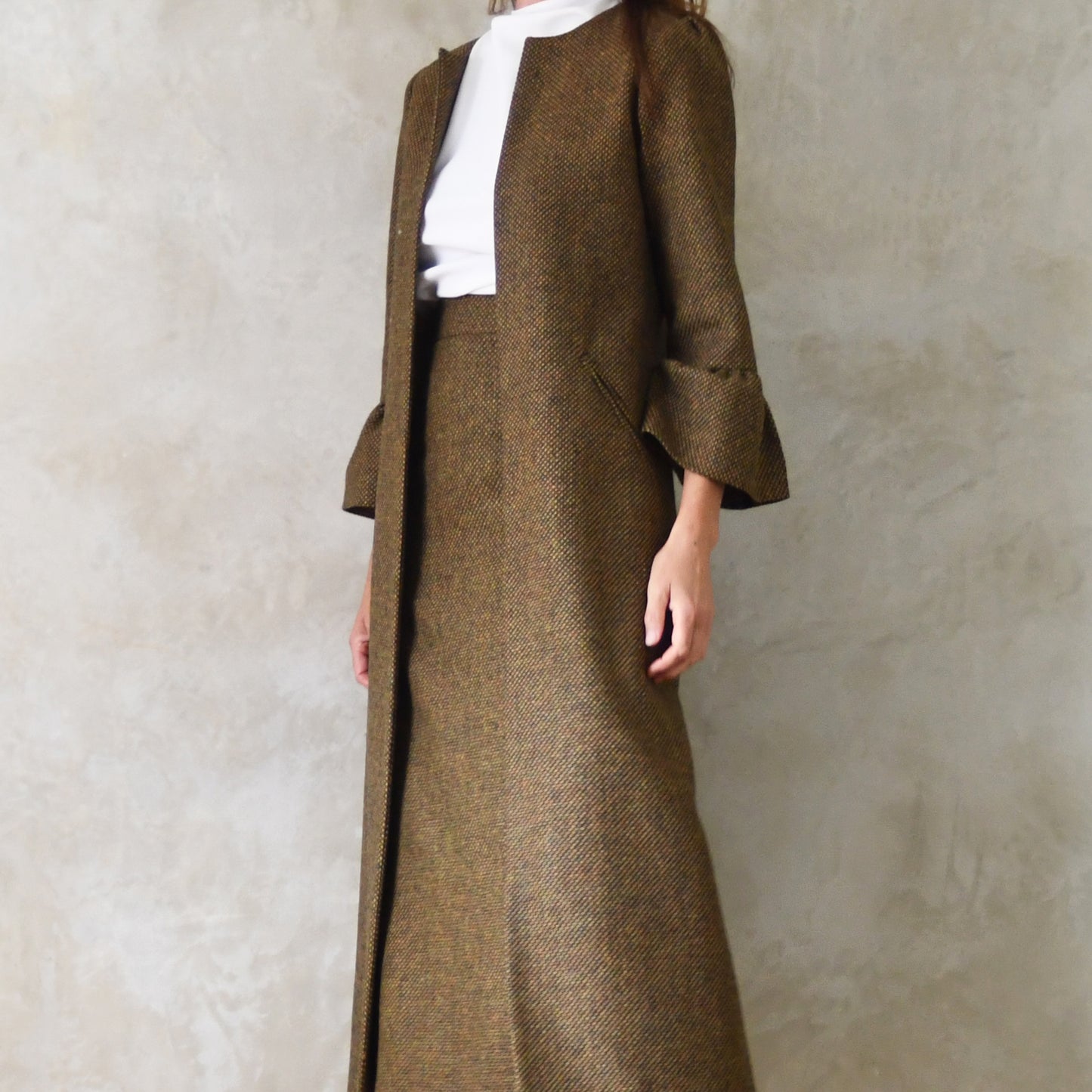 the delany coat in green-orange tiger eye tweed image 8