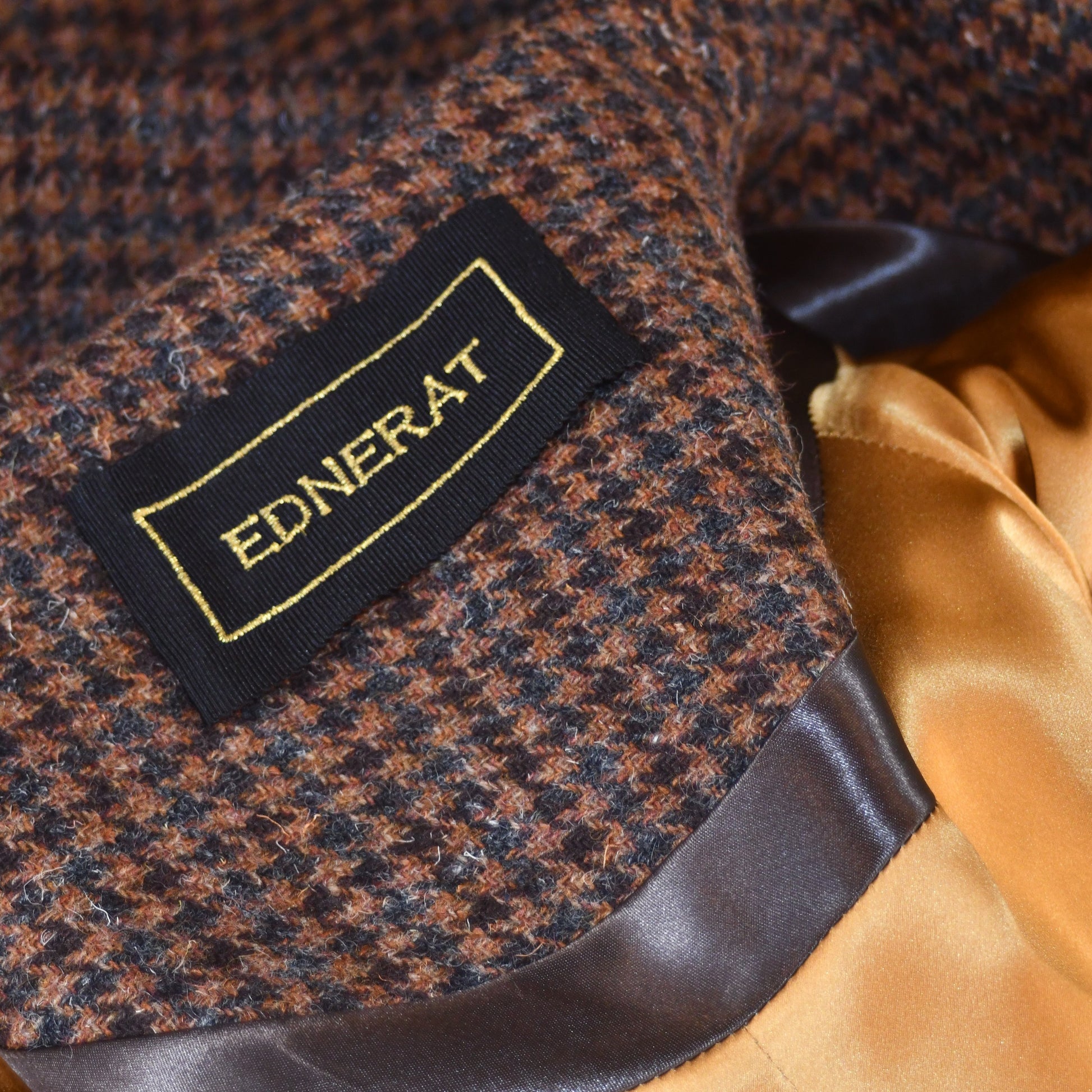 the long frink in dark check lovat tweed image 10