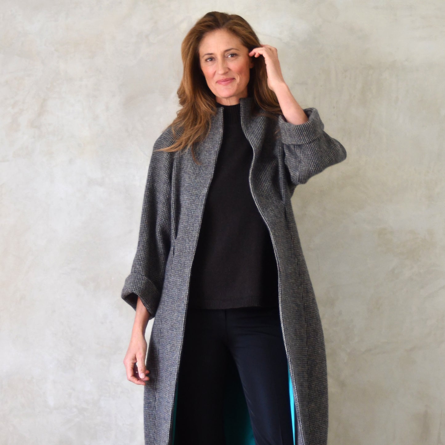 the long frink in small blue check lovat tweed image 10