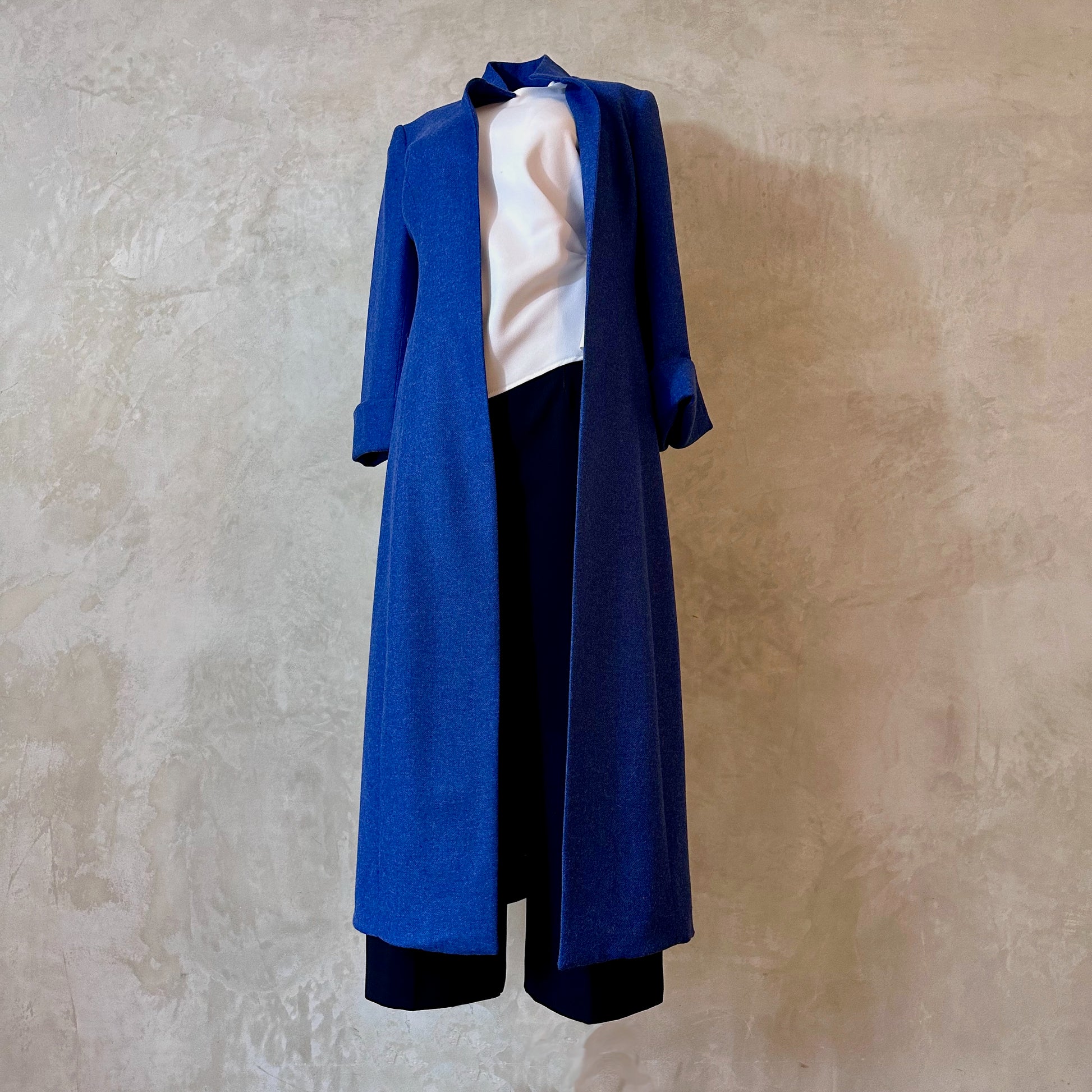 the biffin in french blue merino flannel image 7