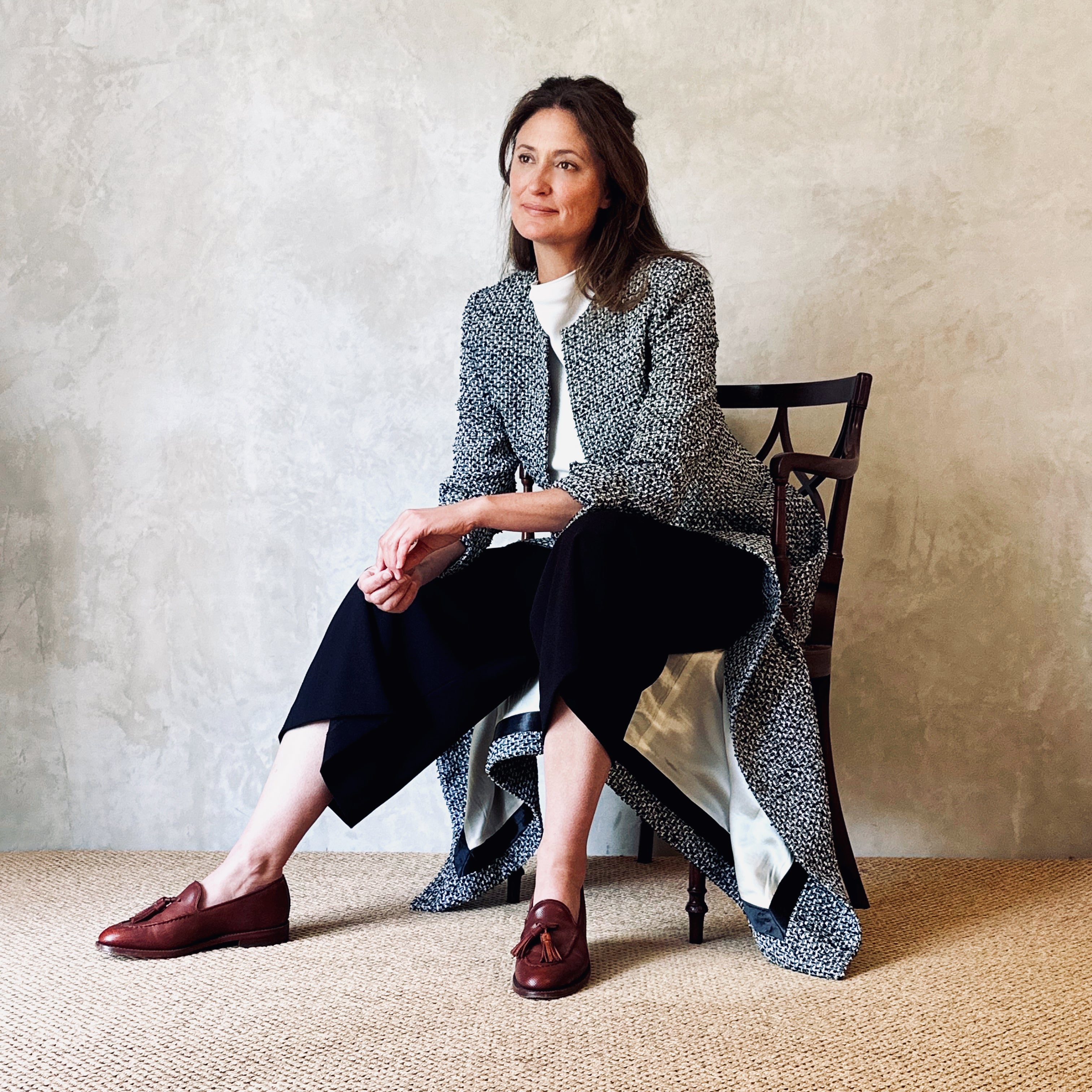 Black and White Boucle Hourglass Coat - Seated, Lining Showing
