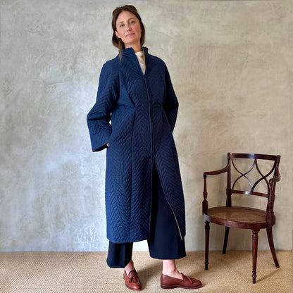 the quilted frink in navy image 7