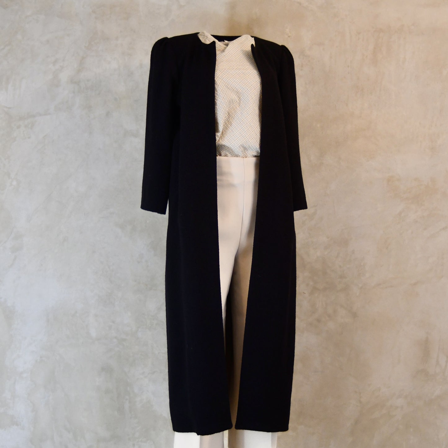 the nicholson in very dark navy light wool bouclé image 7