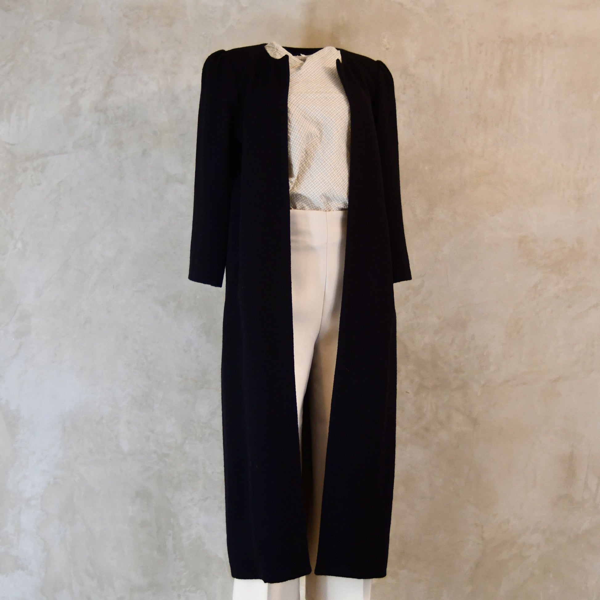 the nicholson in very dark navy light wool bouclé image 7