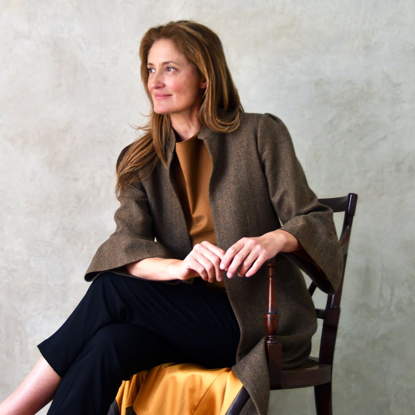 the delany coat in brown cashmere-lambswool herringbone flannel image 8