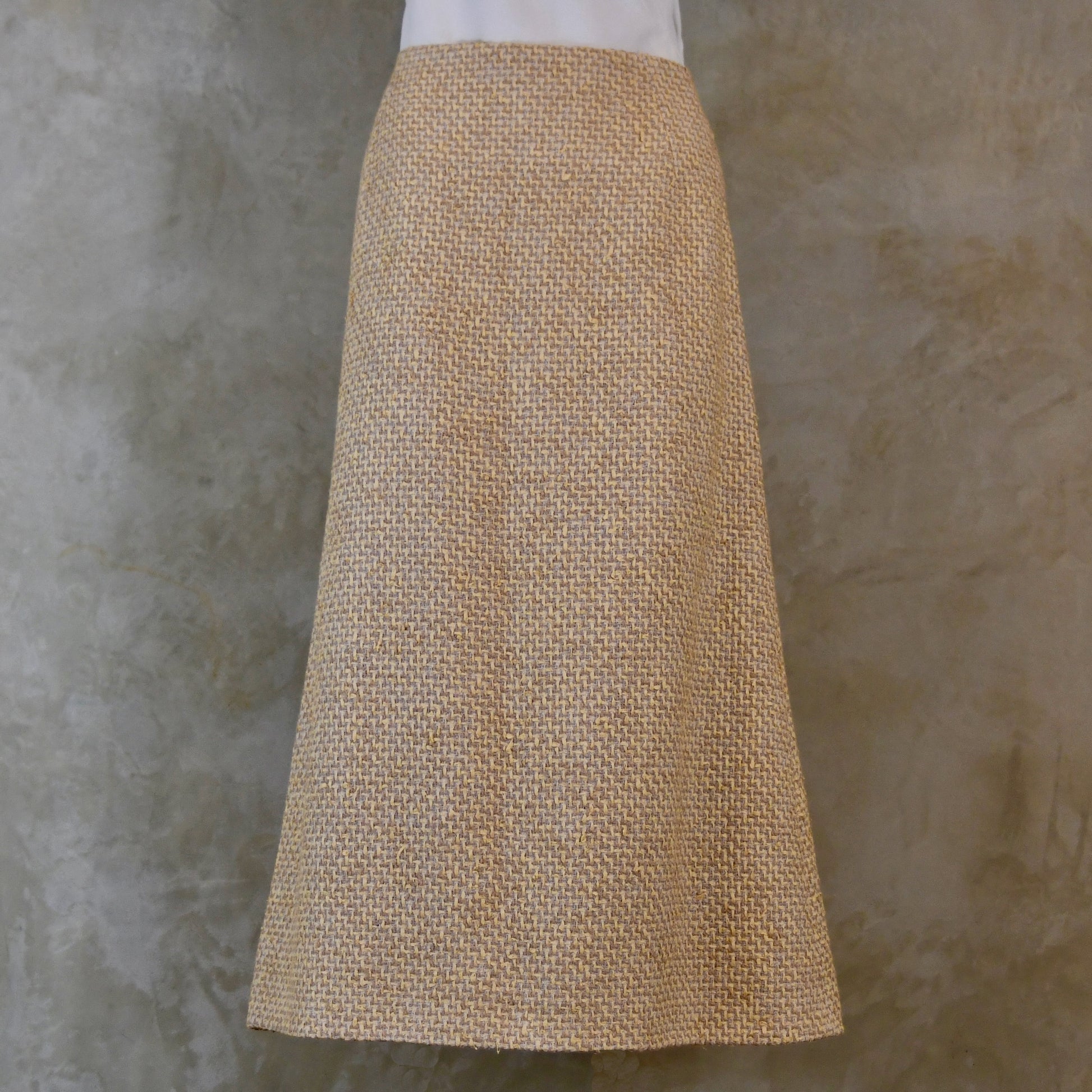 the simple a-line skirt by elyan for ednerat in boucle image 0