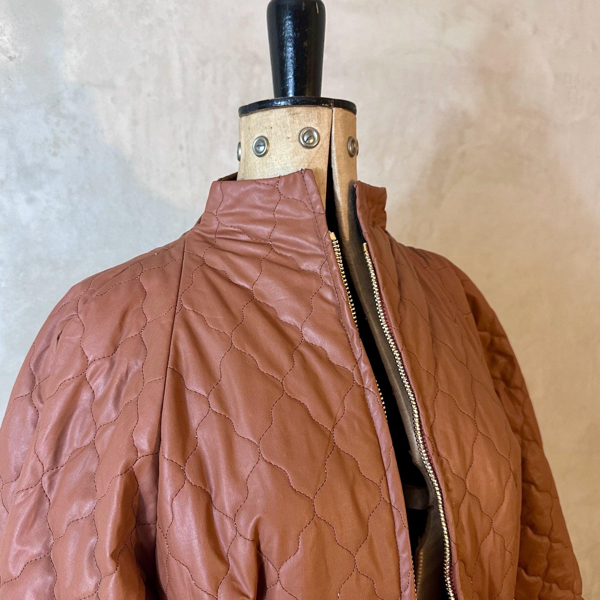 the quilted frink in tobacco image 8