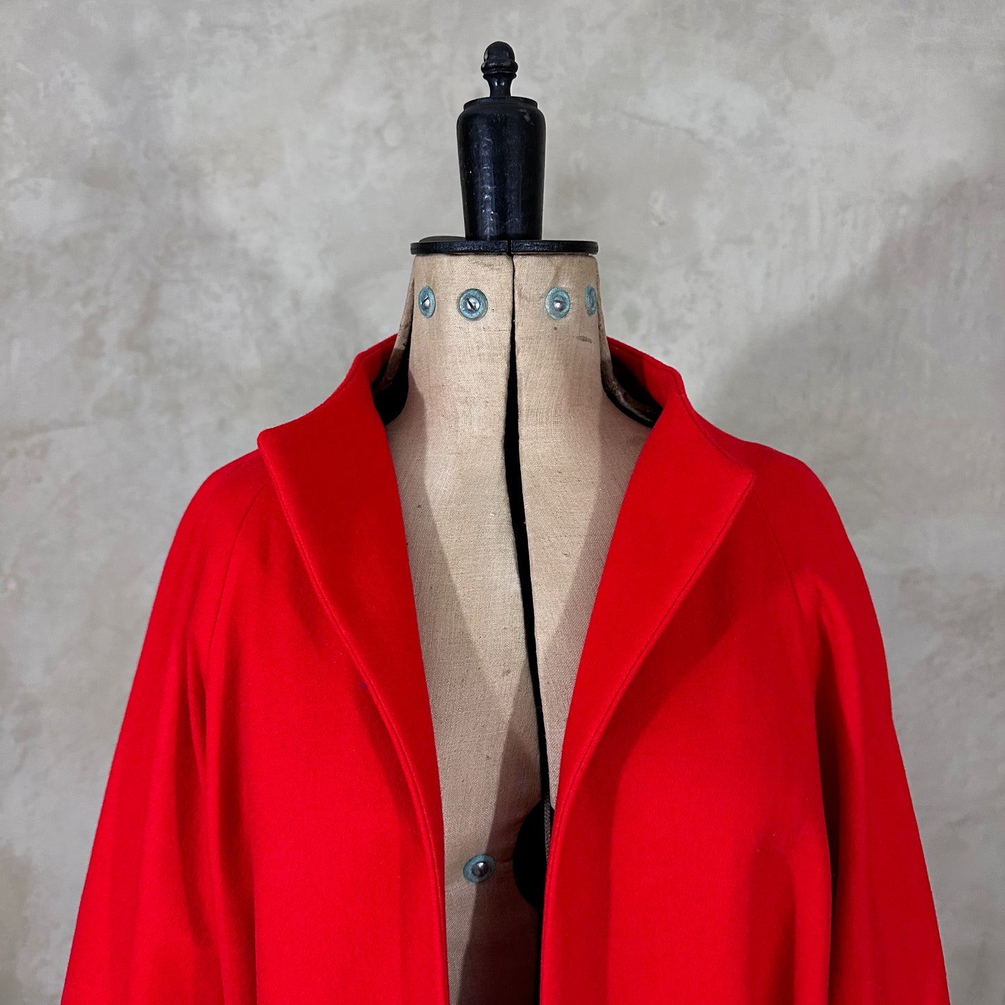 the frink in bright scarlet merino flannel image 11