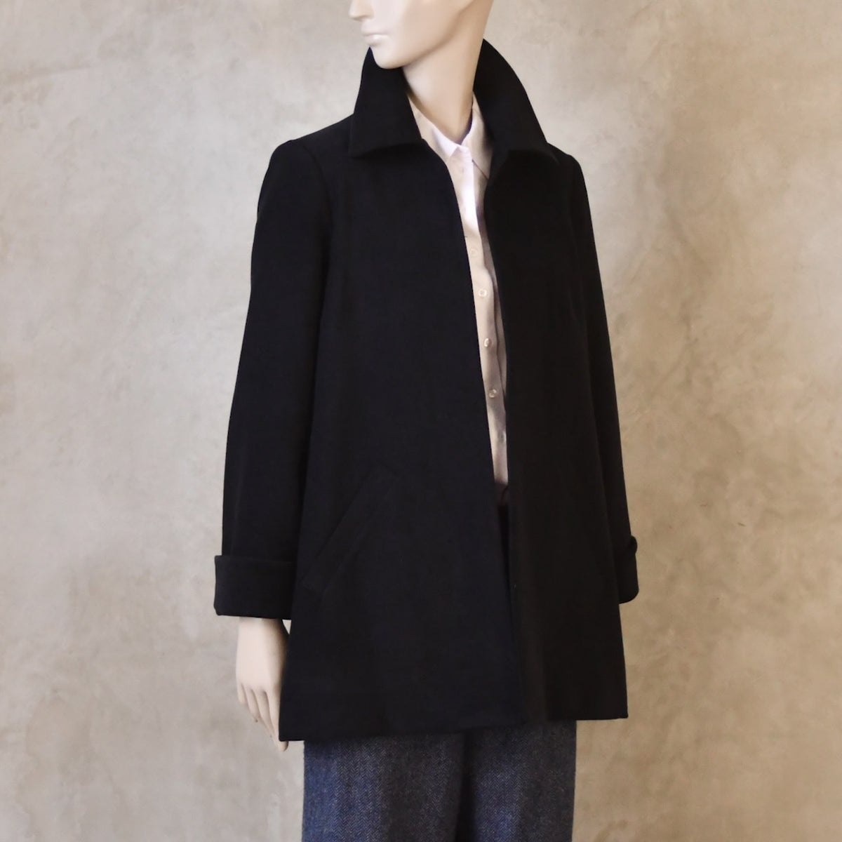 Swing Jacket in Dark Navy Moleskin