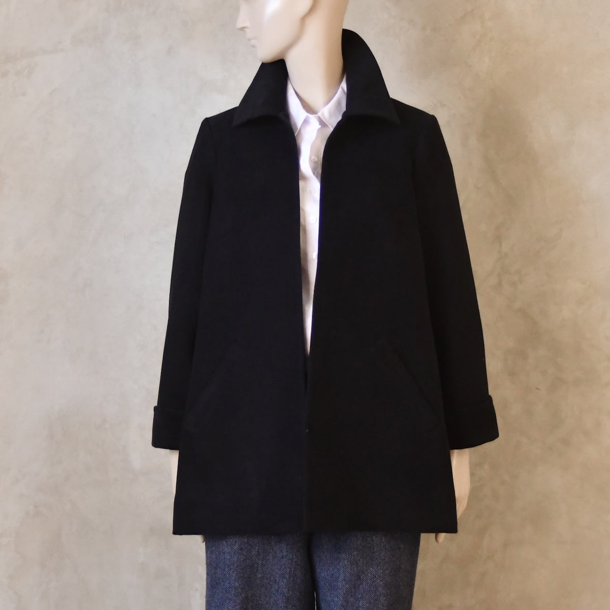 Swing Jacket in Dark Navy Moleskin