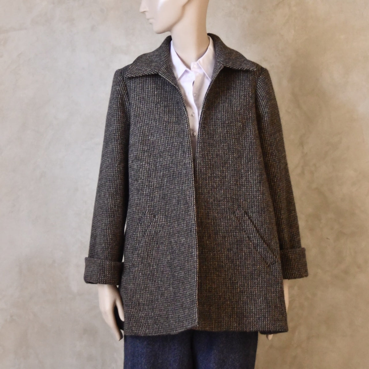 Swing Jacket in Warm Blue Check Lovat Tweed