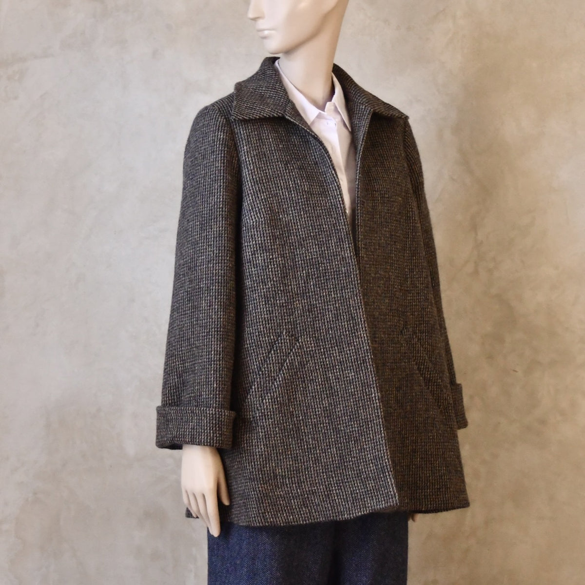 Swing Jacket in Warm Blue Check Lovat Tweed