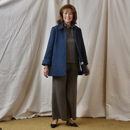 Navy Swing Jacket in Irish Linen. Easy and elegant jacket with cuff detail, slant pockets and a wide neck. Handmade in Britain.