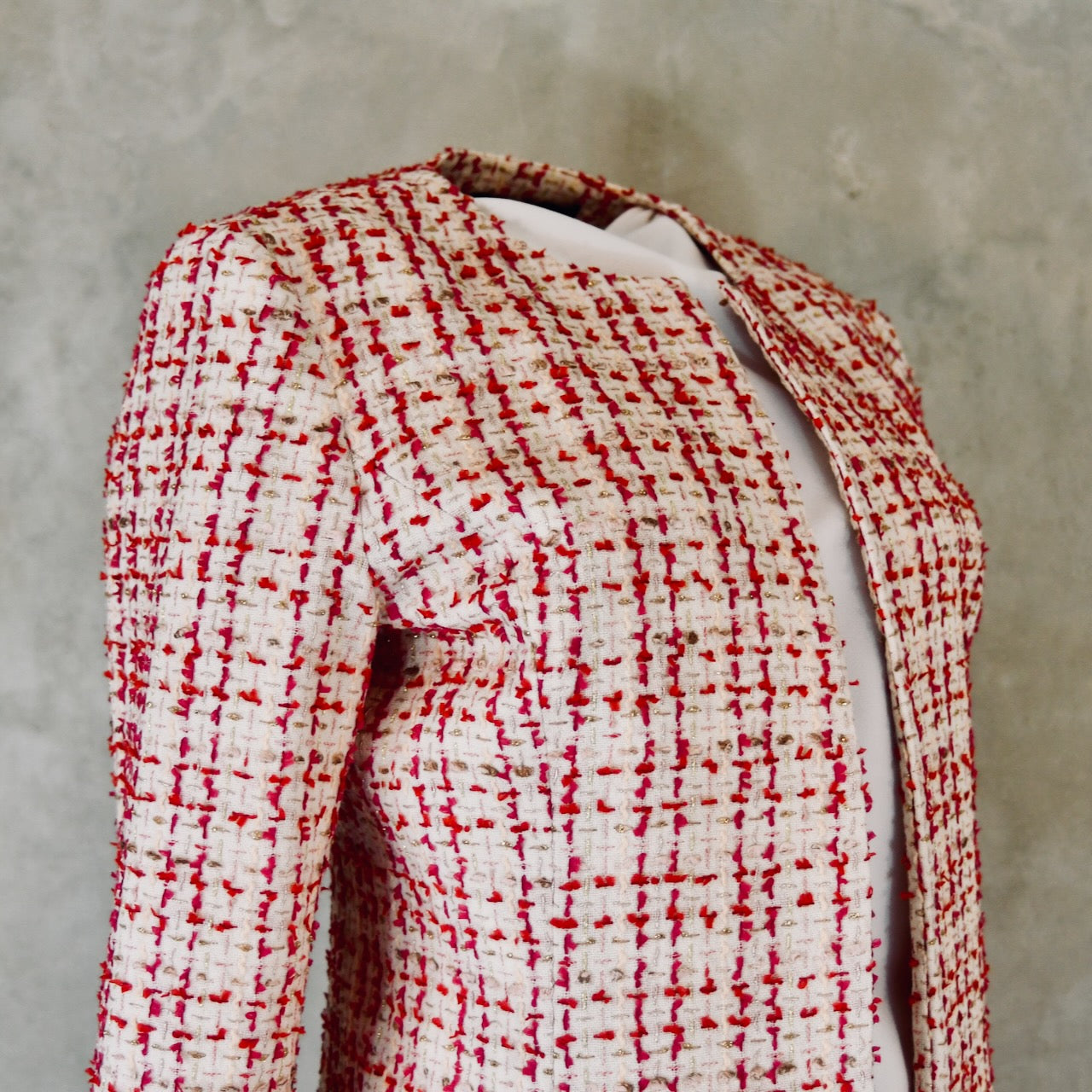 Fitted Hourglass Coat in Pink Linton Tweeds Boucle. A Summer Bouclé Coat perfect for Royal Ascot and Summer Occasions. An investment piece handmade in Britain. Detail
