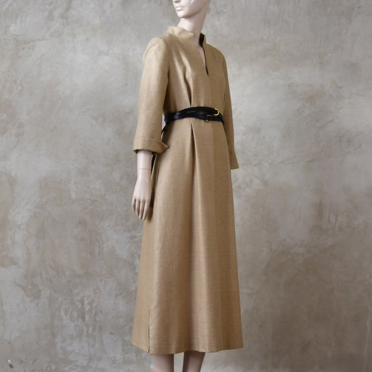 The Waisted Dress in Raffia Silk Matka
