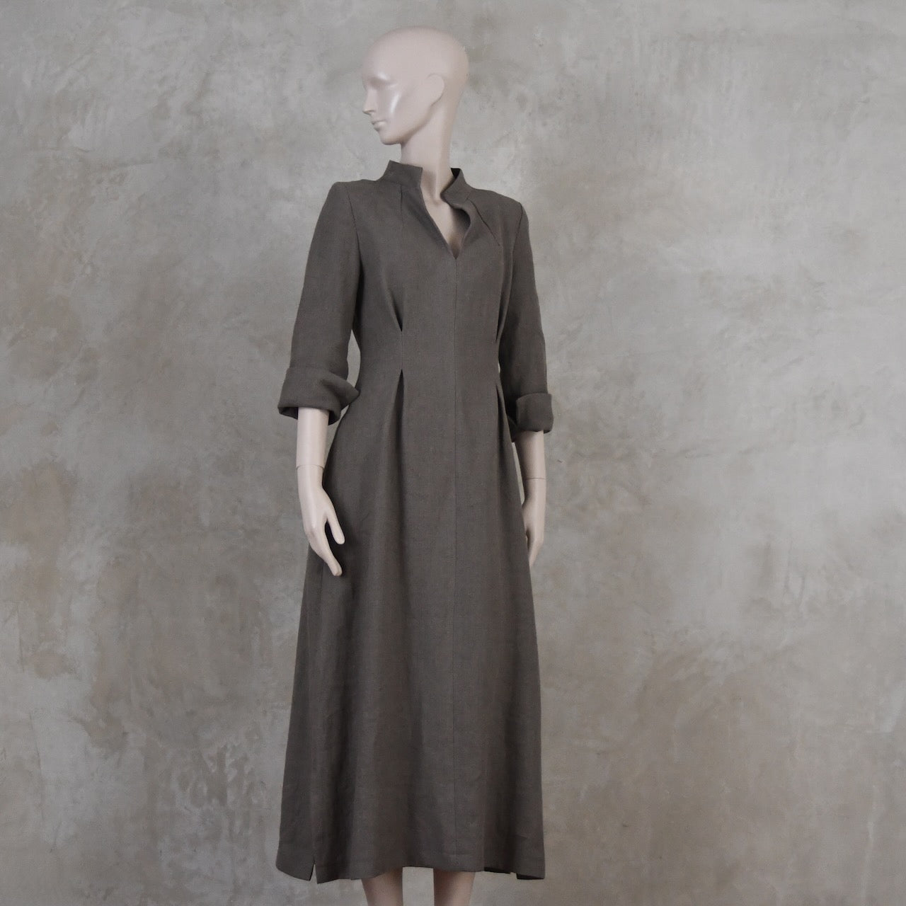 The Waisted Dress in Fossil Mid Weight Irish Linen
