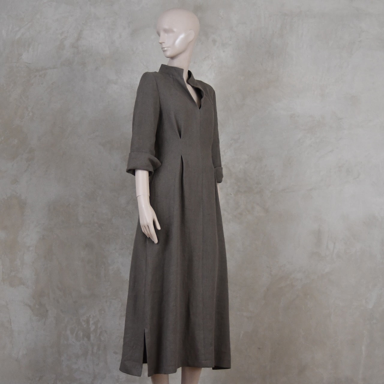 The Waisted Dress in Fossil Mid Weight Irish Linen