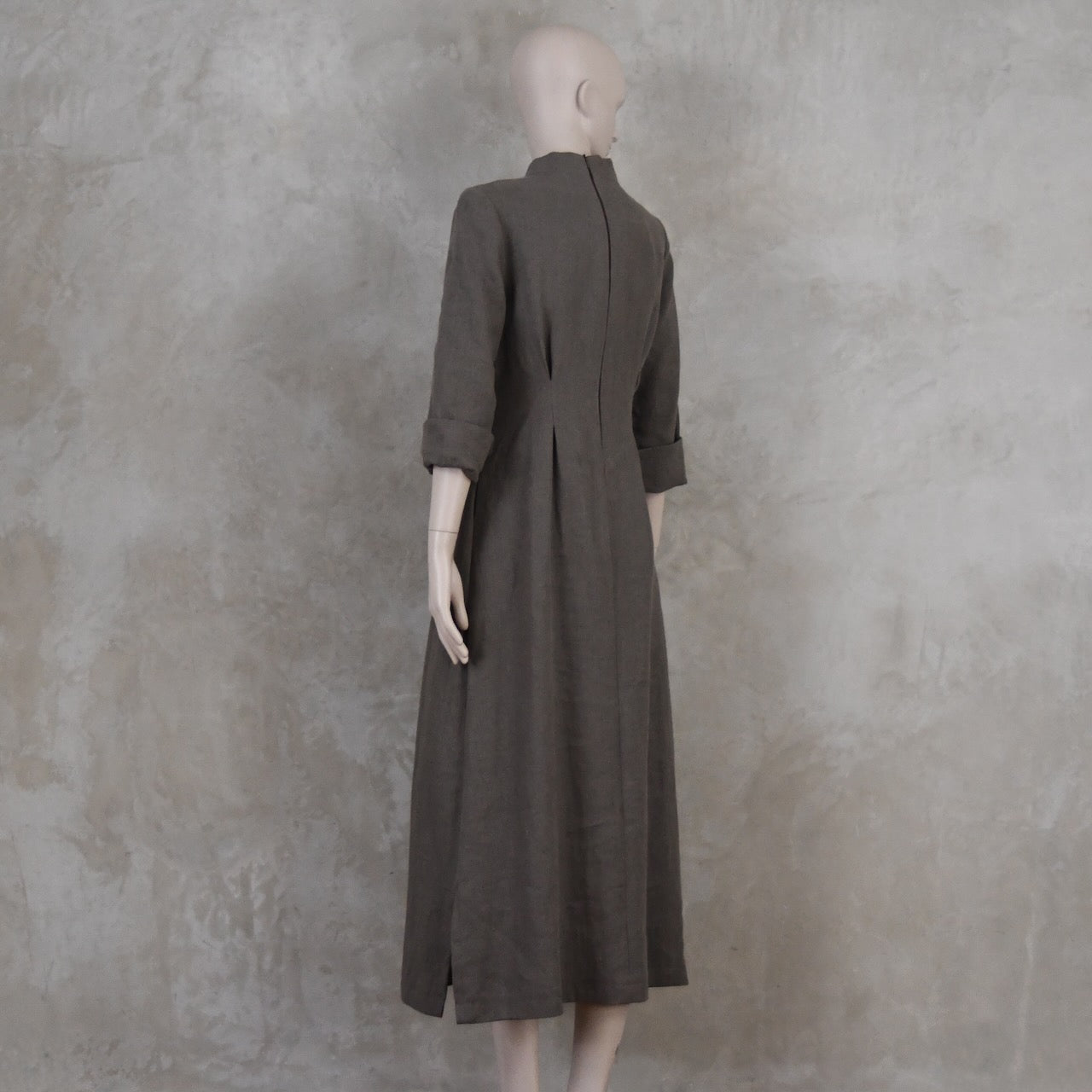 The Waisted Dress in Fossil Mid Weight Irish Linen