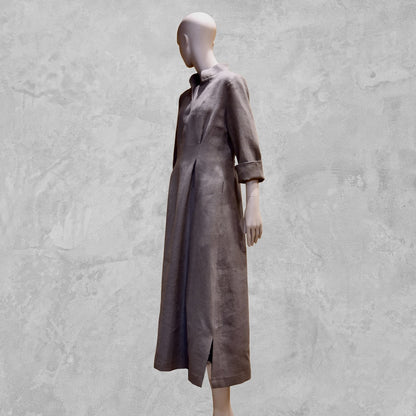 Bespoke Waisted Linen Dress with  Nehru Collar and V-Neck Front, Darted pleats to the front and three Quarter Length Sleeves.
Pure Irish Linen.
Handmade in London
Entirely Made in the British Isles.
