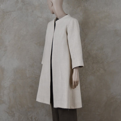Abrigo Trapecio de Seda Blanca Bouclé