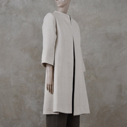 Abrigo Trapecio de Seda Blanca Bouclé