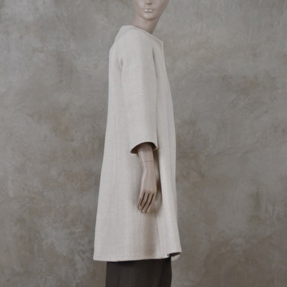 Abrigo Trapecio de Seda Blanca Bouclé