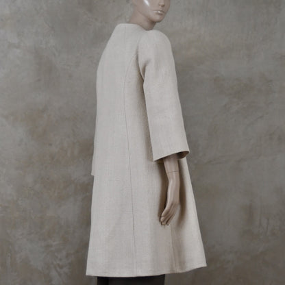 Abrigo Trapecio de Seda Blanca Bouclé