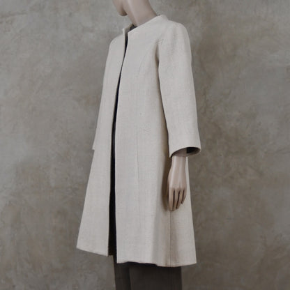 Abrigo Trapecio de Seda Blanca Bouclé