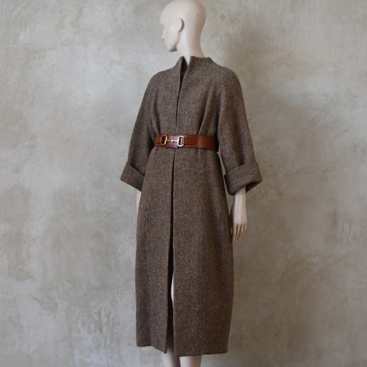 10 – El Frac Largo en Tweed Lovat de Cuadros Pequeños Marrón