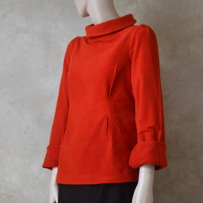 La Blusa Túnica Entallada de Terciopelo