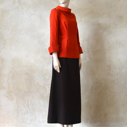La Blusa Túnica Entallada de Terciopelo