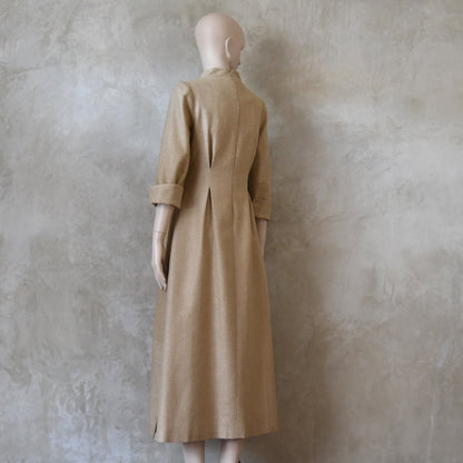 The Waisted Dress in Raffia Silk Matka
