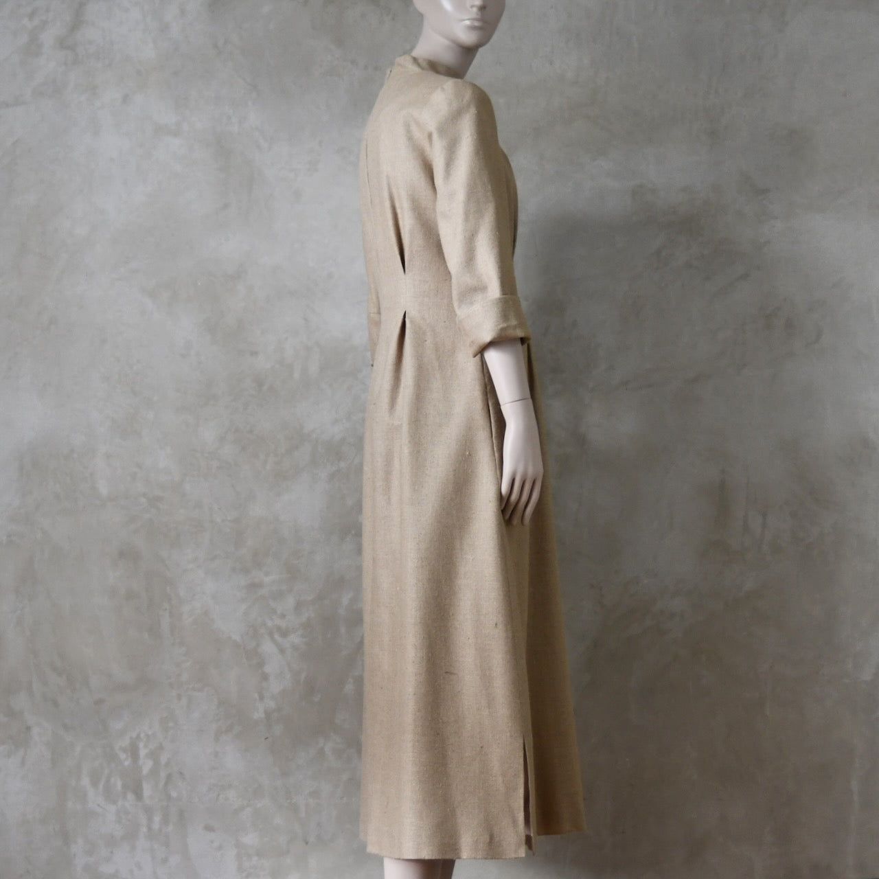 The Waisted Dress in Raffia Silk Matka