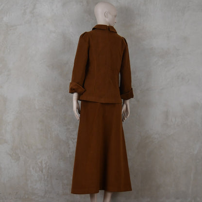 La Blusa Túnica Entallada de Terciopelo