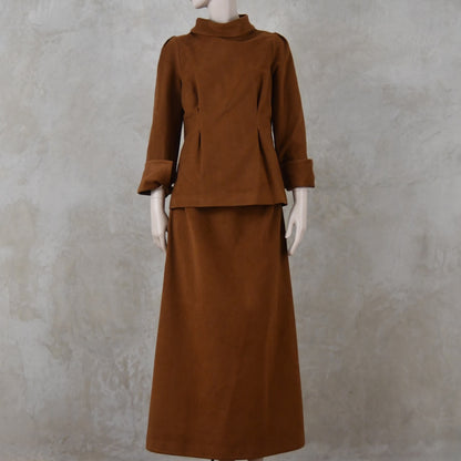 La Blusa Túnica Entallada de Terciopelo