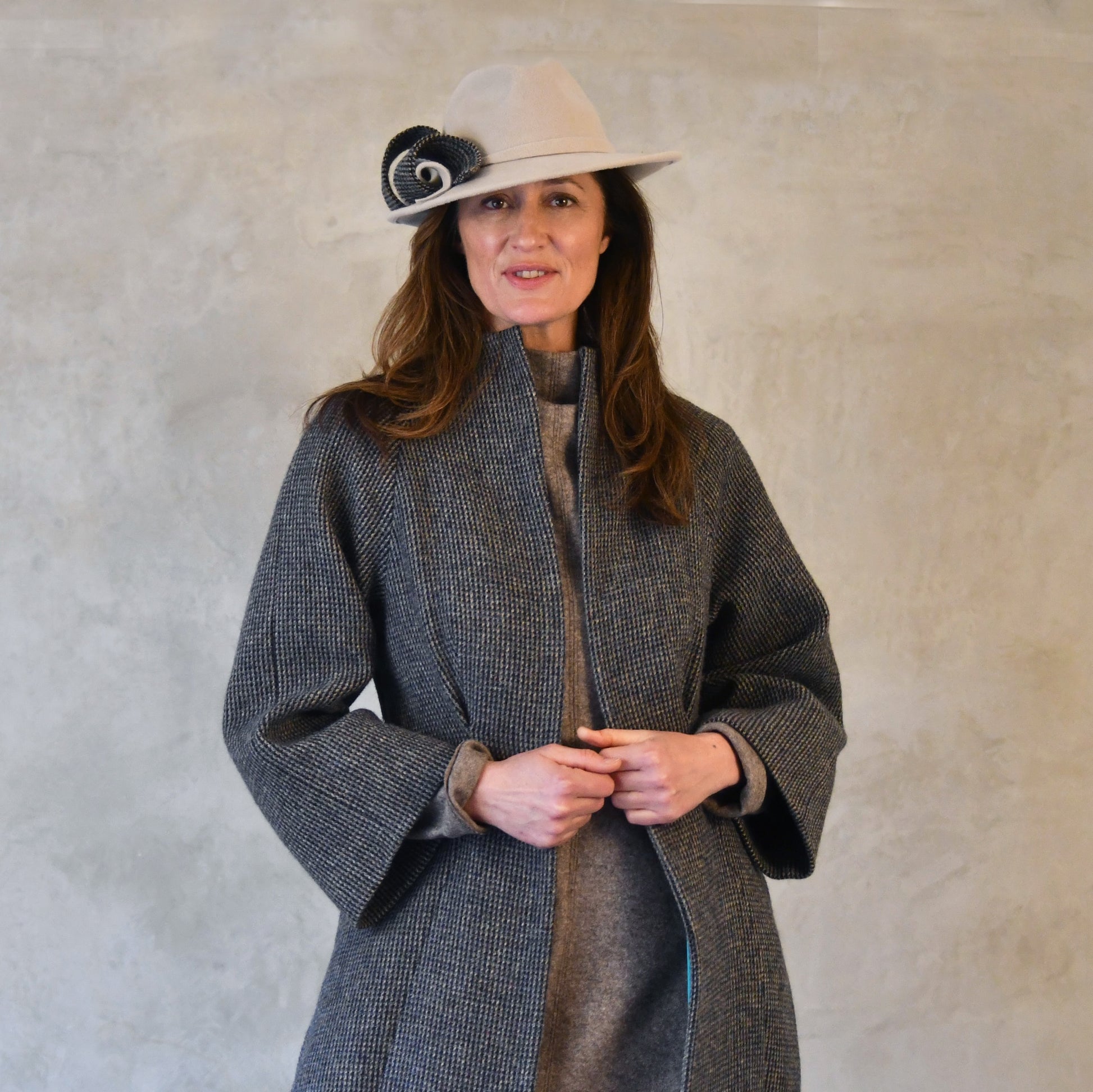 the long frink in small blue check lovat tweed image 6