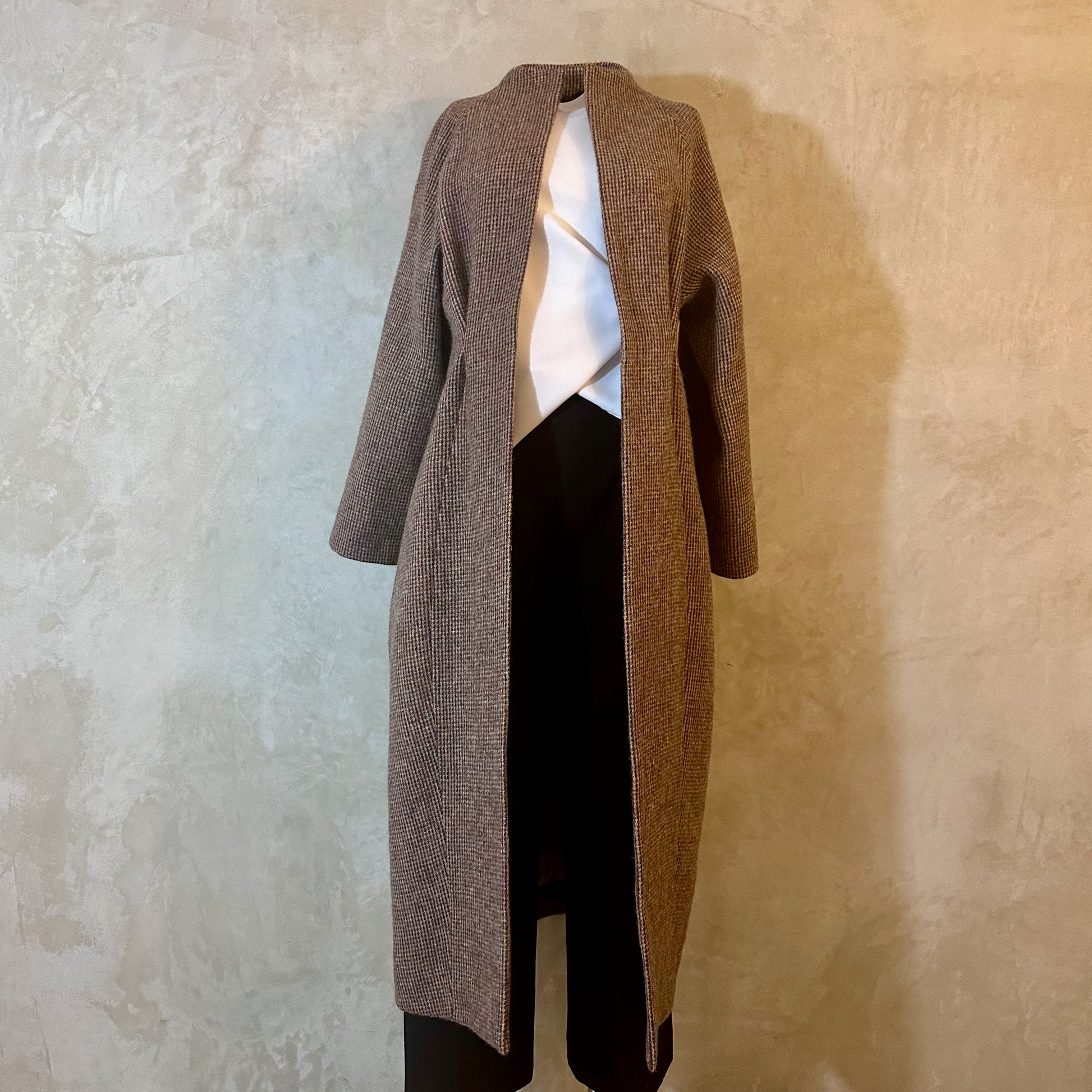 the long frink in small brown check lovat tweed image 4