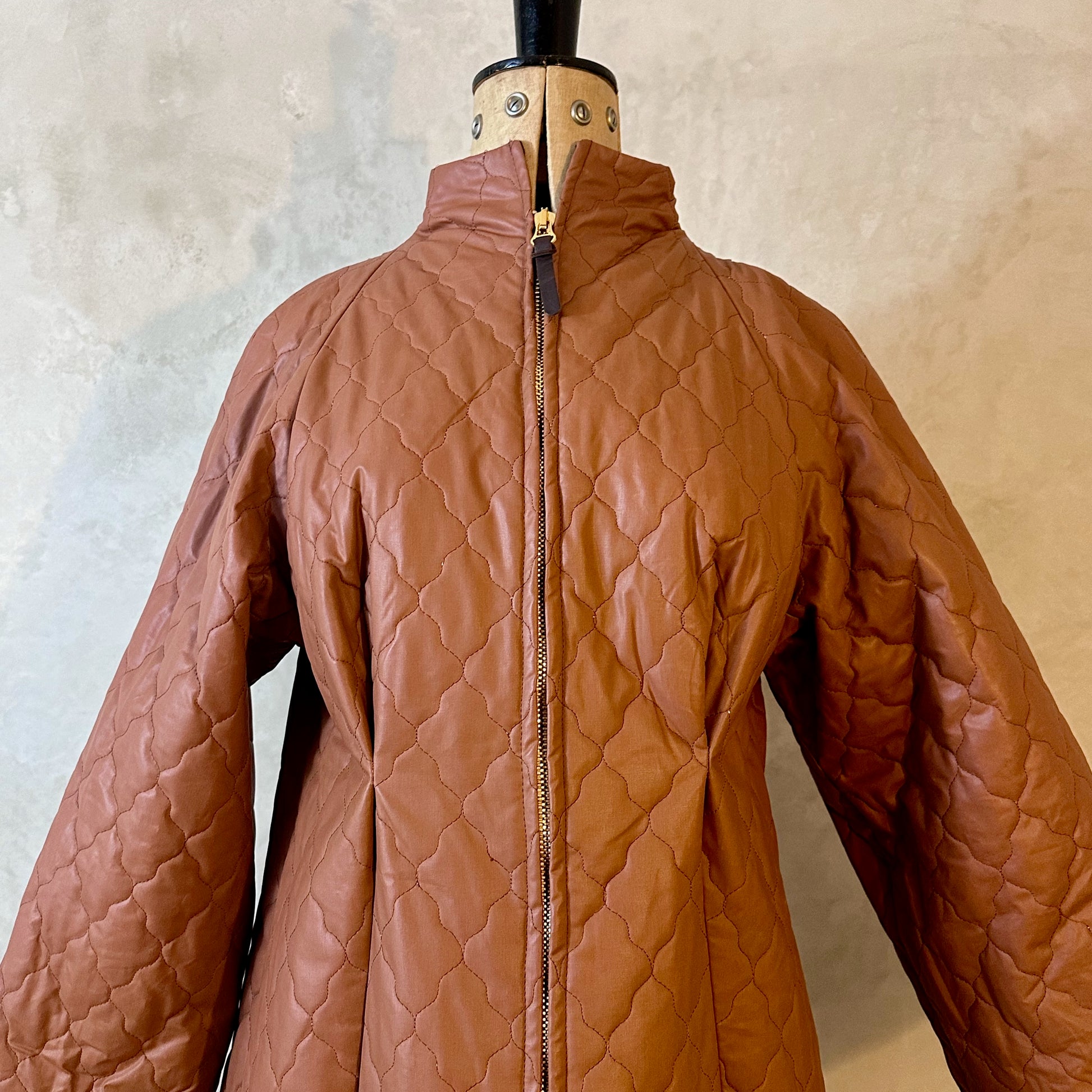 the quilted frink in tobacco image 7