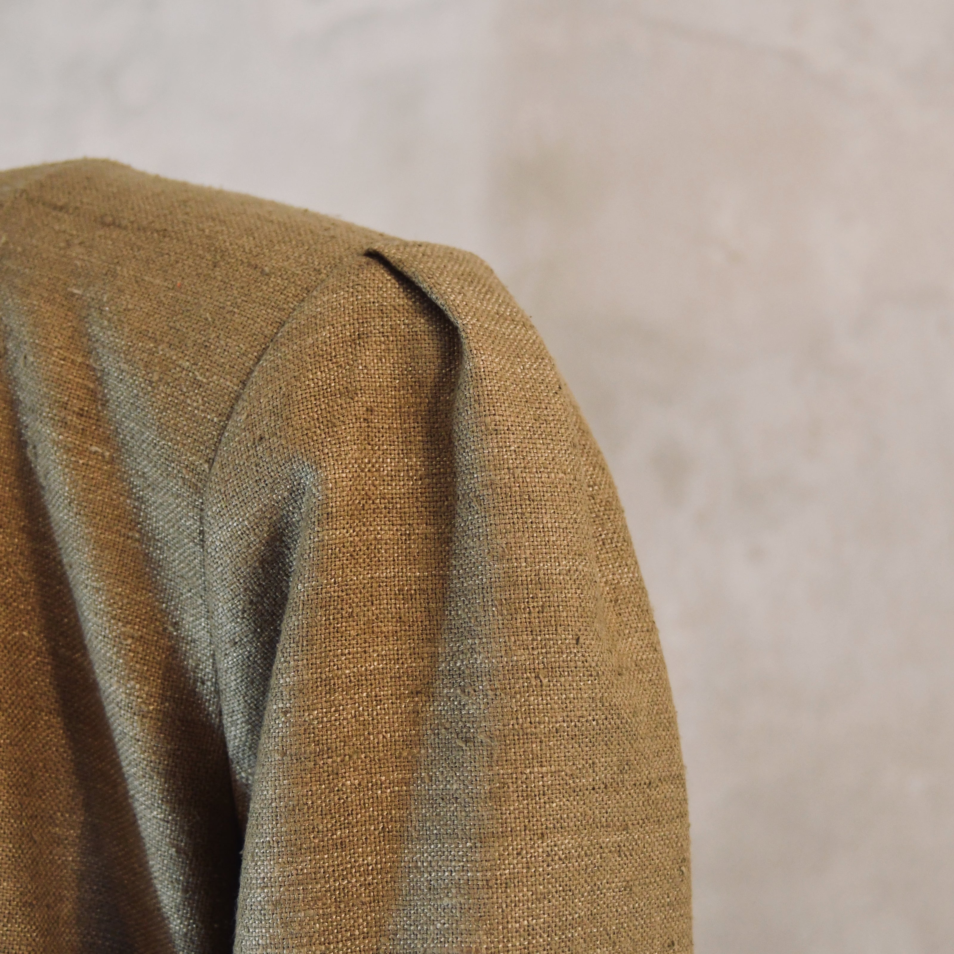 the burlison coat in khaki silk matka image 5