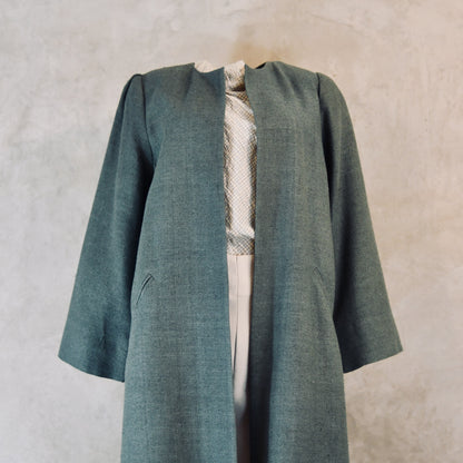the bell coat in sage silk matka image 3