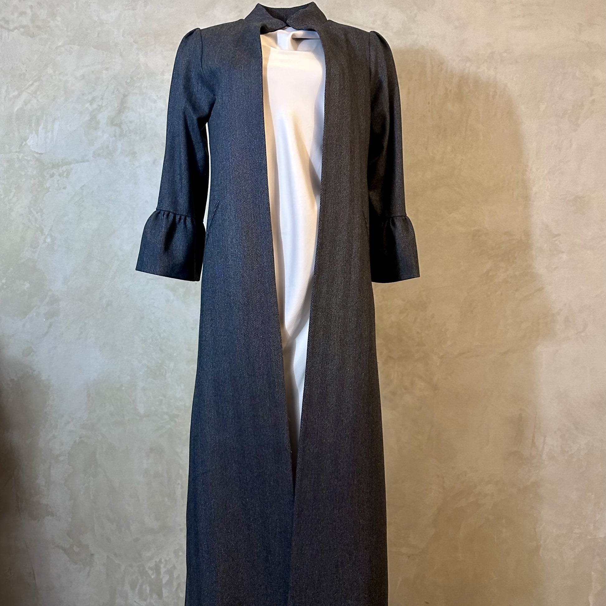 the delany coat in charcoal cashmere-lambswool herringbone flannel image 8