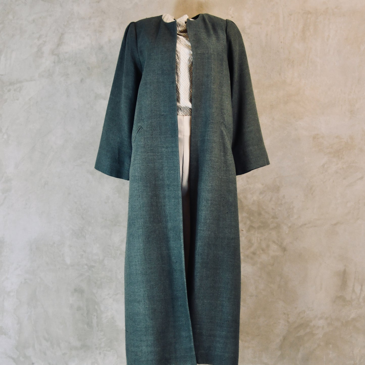 the bell coat in sage silk matka image 4